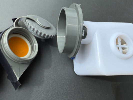 3D-Druckfile zum Gratis Runterladen: Adapter zum Aufblasen an grossen Ventilen mit 42mm Durchmesser angesteckt an EXPED Pumpen mit Karabinergewinde