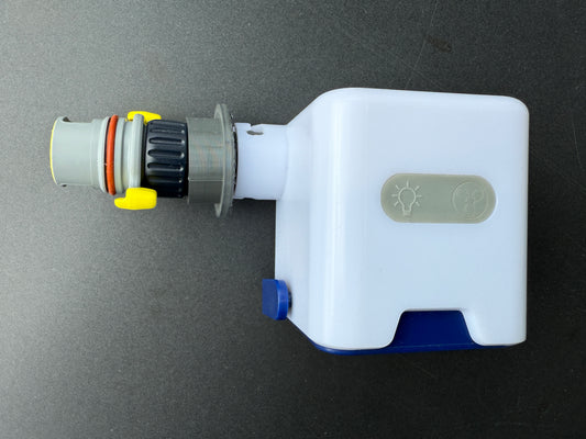 Inflationsadapter für das THERMAREST WingLock™-Ventil, passend für die Karabinerhalterung von Exped-Pumpen wie Widget und Megapump
