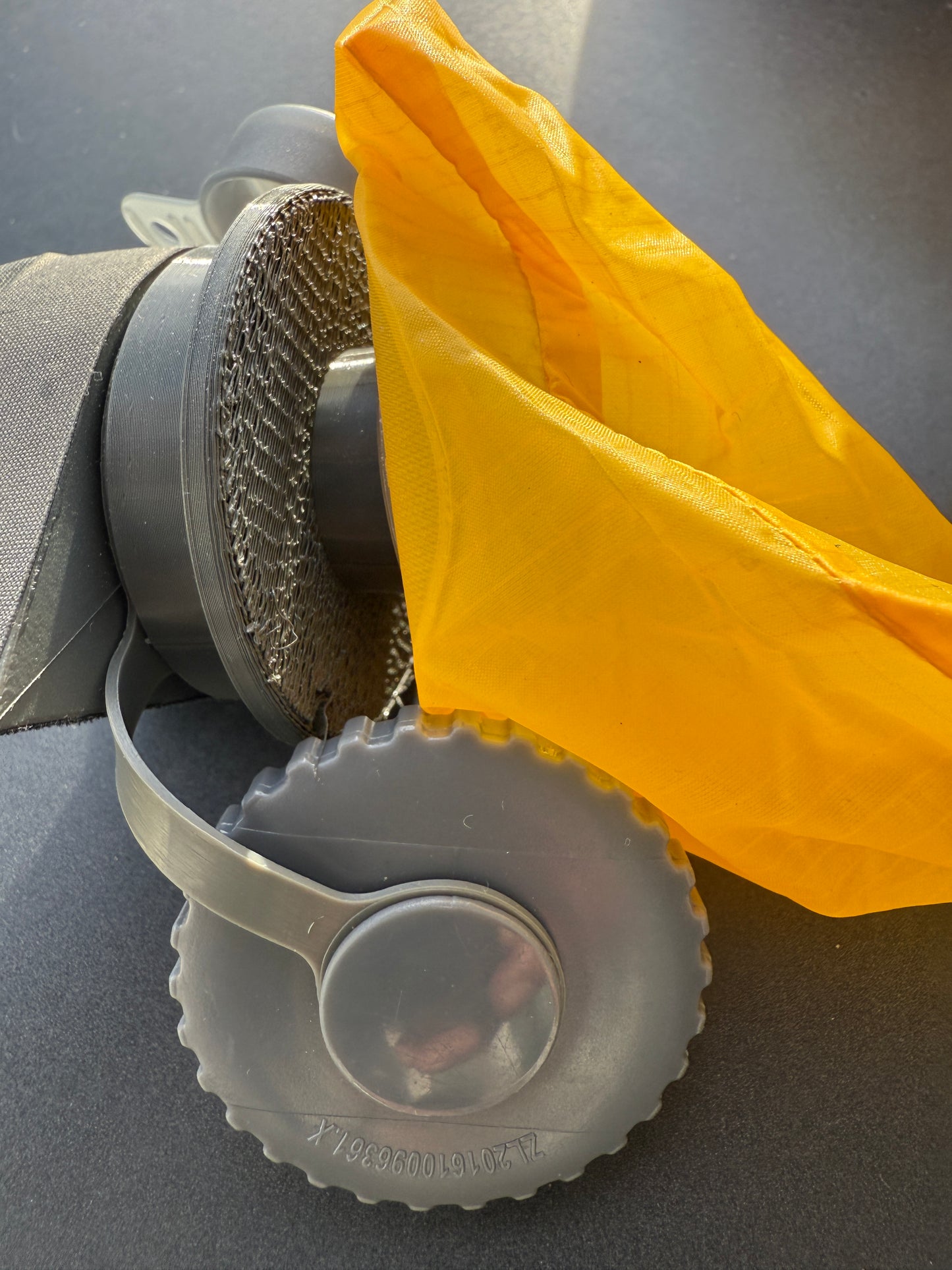 3D-Druckfile zum Gratis Runterladen: Adapter für Ventile mit 42mm Aussendurchmesser und innerer Dreh-Klappe zum EXPED's Schnozzel Pumpbag und anderen EXPED Pumpen